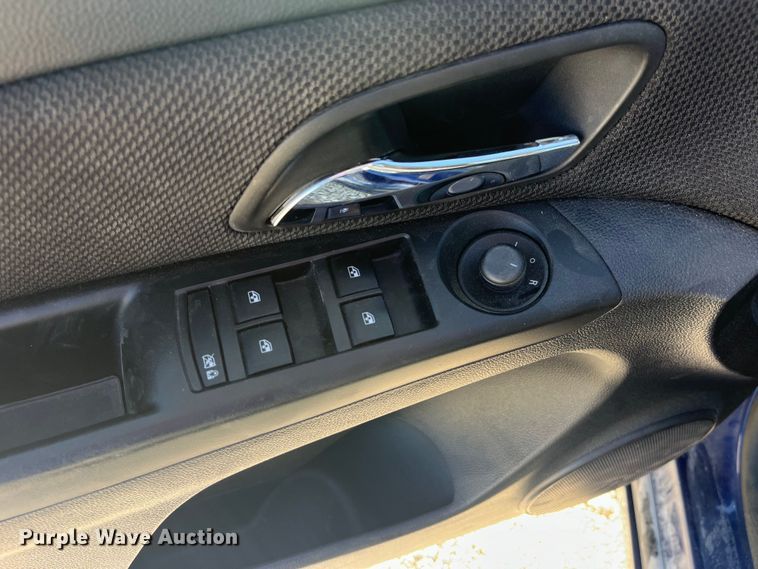 image for item LD9304 2013 Chevrolet  Cruze LT 