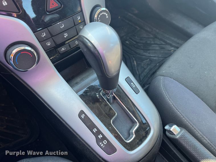 image for item LD9304 2013 Chevrolet  Cruze LT 