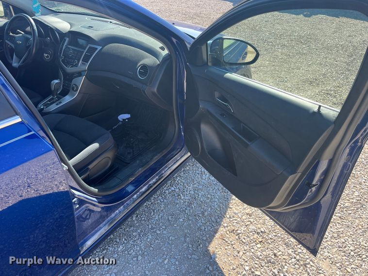 image for item LD9304 2013 Chevrolet  Cruze LT 