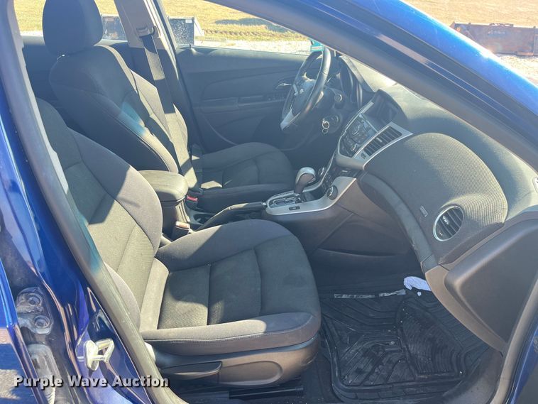 image for item LD9304 2013 Chevrolet  Cruze LT 