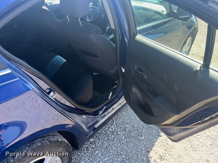 image for item LD9304 2013 Chevrolet  Cruze LT 