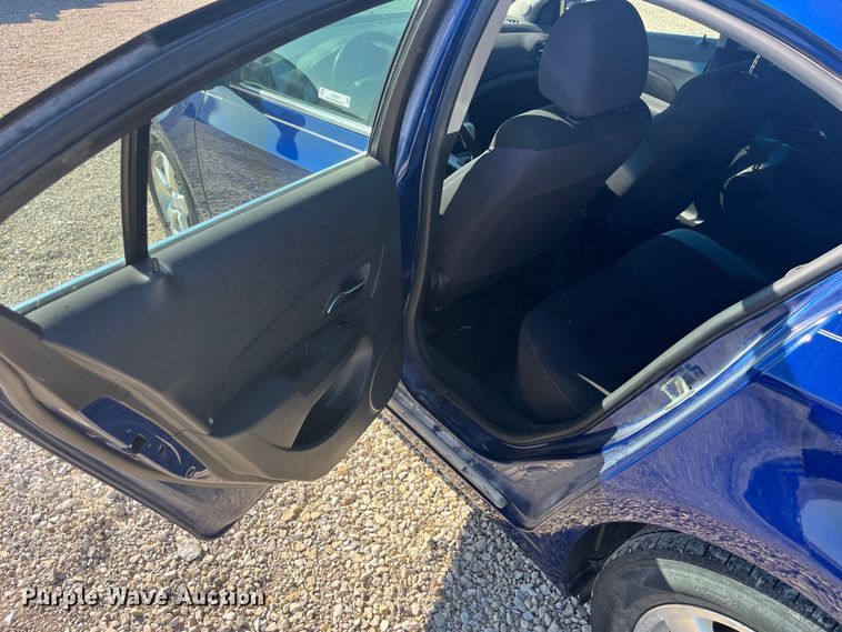 image for item LD9304 2013 Chevrolet  Cruze LT 