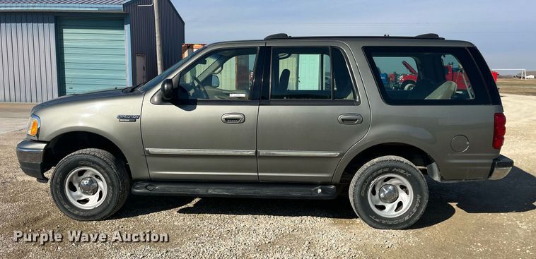 image for item LE9003 1999 Ford Expedition  SUV