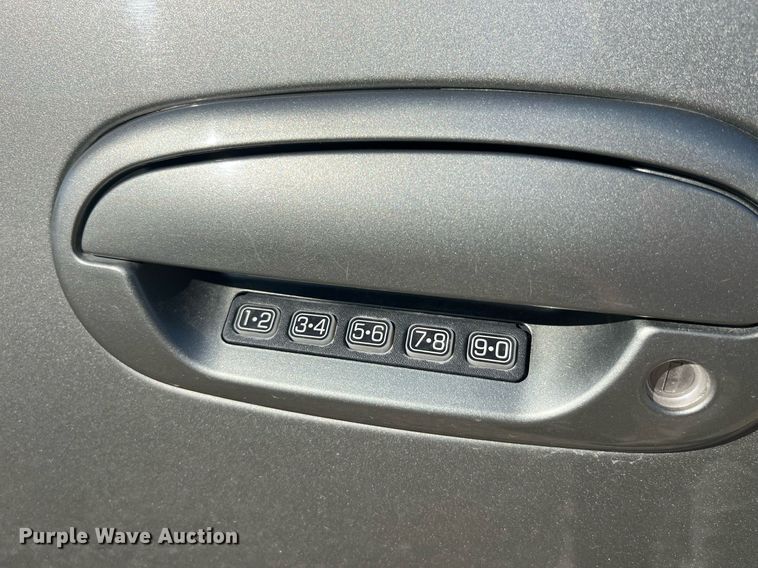 image for item LE9003 1999 Ford Expedition  SUV