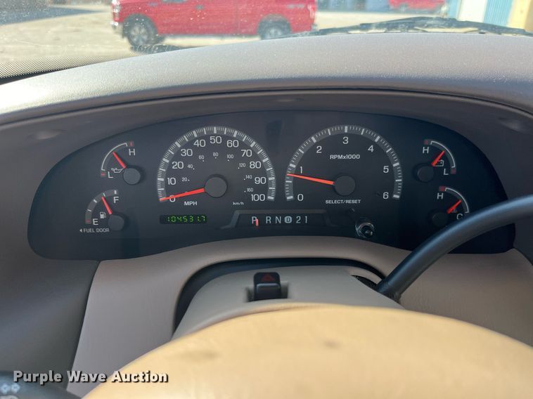 image for item LE9003 1999 Ford Expedition  SUV