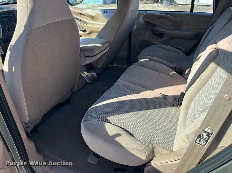 image for item LE9003 1999 Ford Expedition  SUV