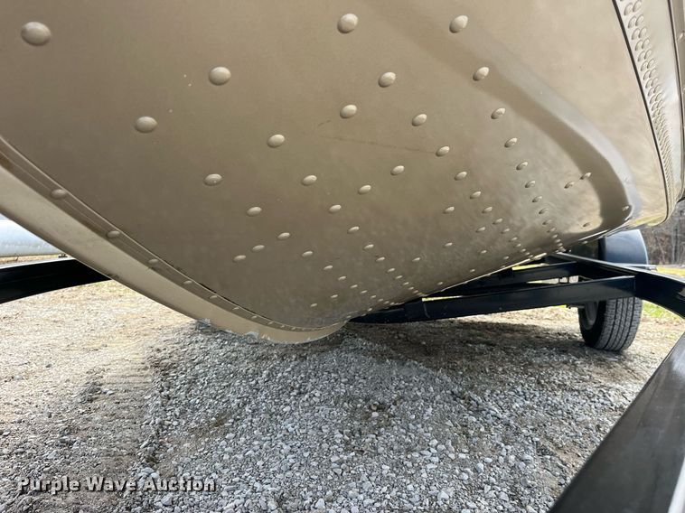 image for item LE9010 2011 G3 Angler V172F boat