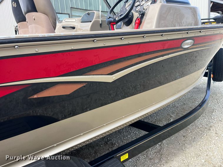 image for item LE9010 2011 G3 Angler V172F boat