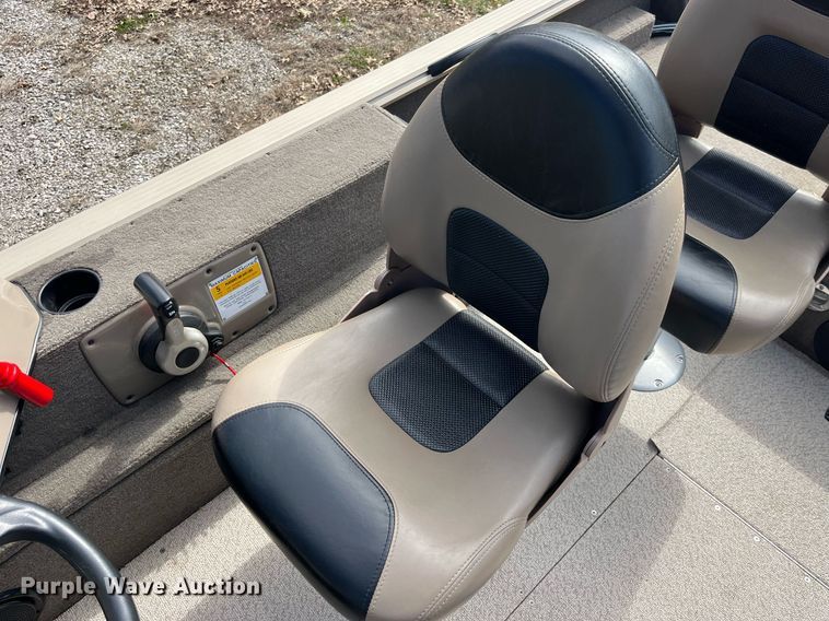 image for item LE9010 2011 G3 Angler V172F boat