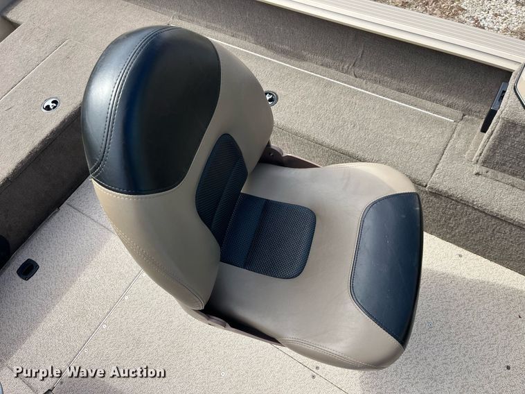 image for item LE9010 2011 G3 Angler V172F boat