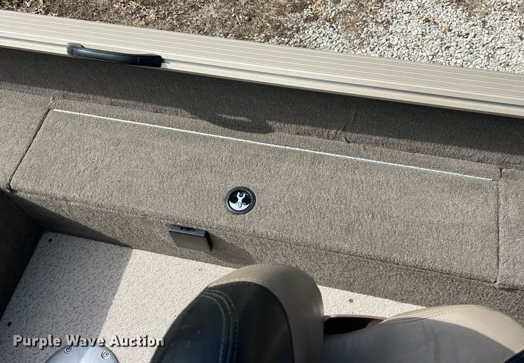 image for item LE9010 2011 G3 Angler V172F boat