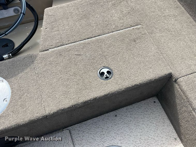 image for item LE9010 2011 G3 Angler V172F boat