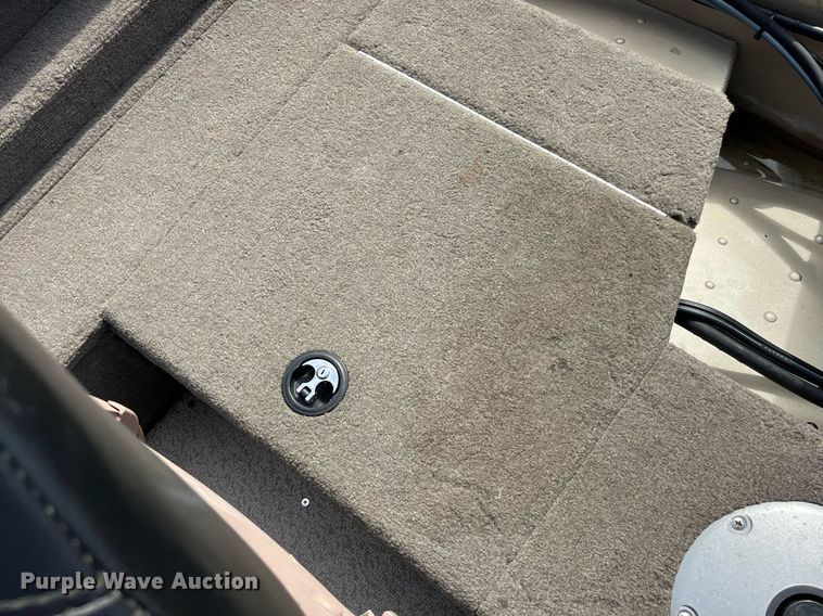 image for item LE9010 2011 G3 Angler V172F boat