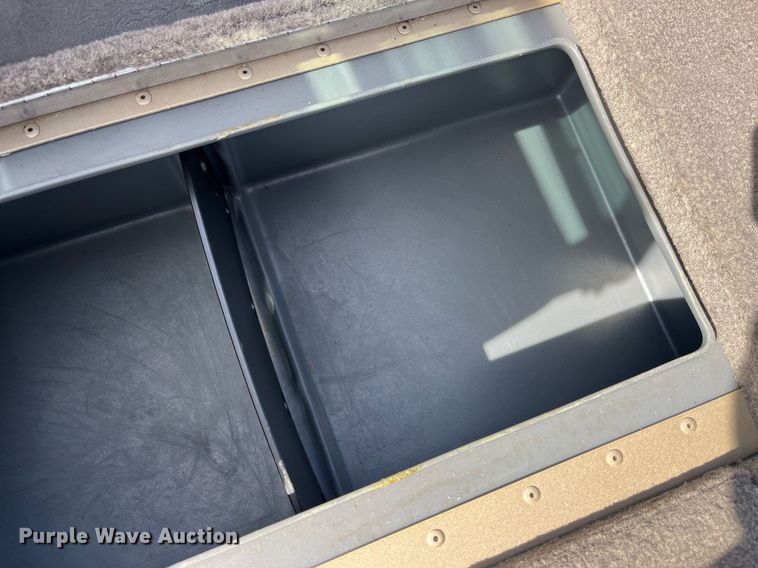 image for item LE9010 2011 G3 Angler V172F boat