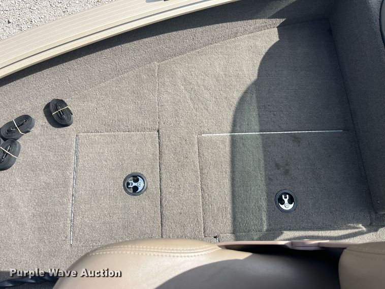 image for item LE9010 2011 G3 Angler V172F boat