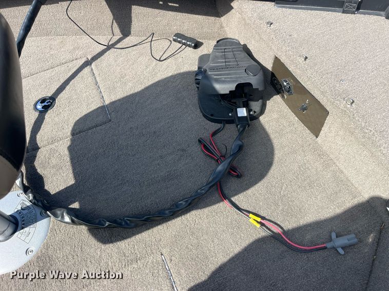 image for item LE9010 2011 G3 Angler V172F boat