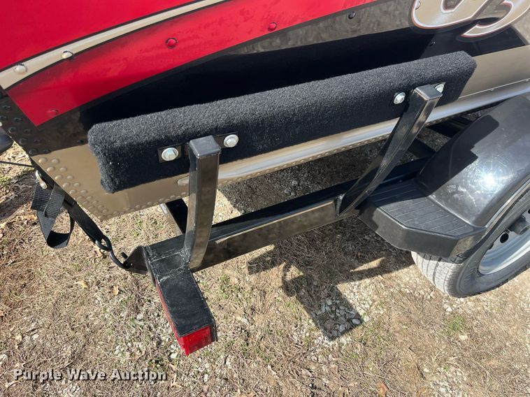 image for item LE9010 2011 G3 Angler V172F boat