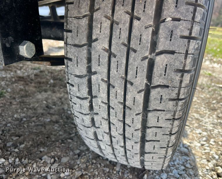 image for item LE9010 2011 G3 Angler V172F boat