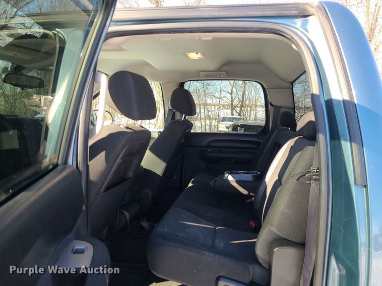 image for item LJ9471 2013 GMC Sierra 1500 Crew Cab pickup truck