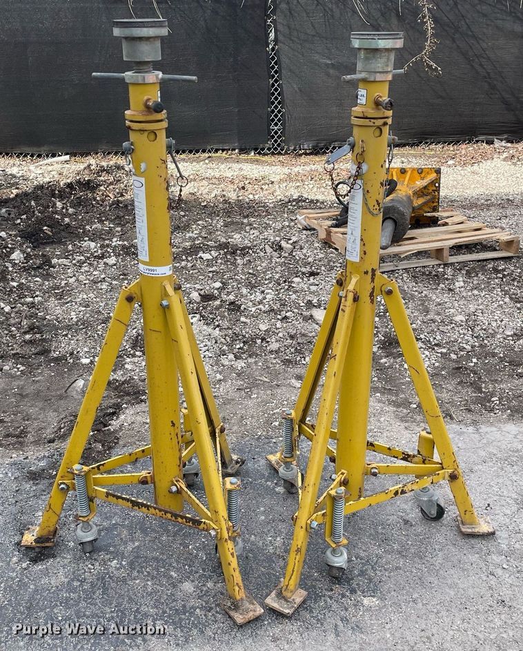 image for item LV9991 (2) Rotary Lift RS18 jack stands  