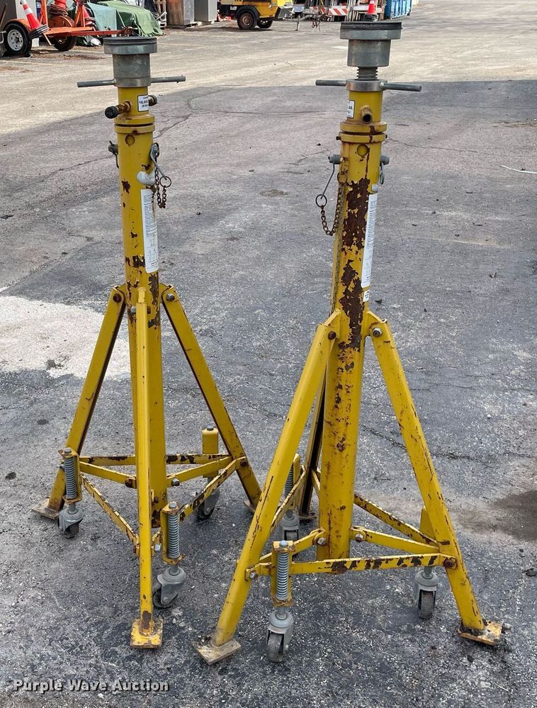 image for item LV9991 (2) Rotary Lift RS18 jack stands  