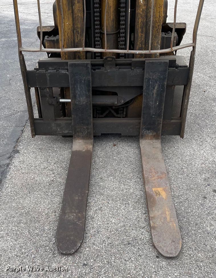 image for item LW9007 TCM FCG30N5 forklift