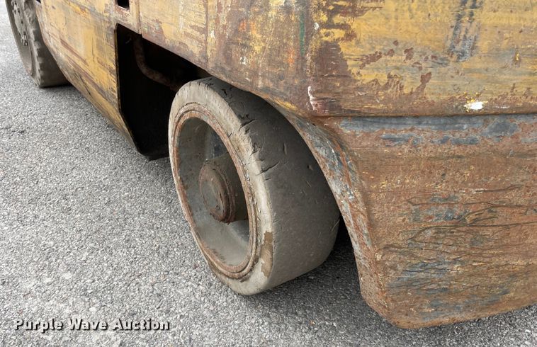 image for item LW9007 TCM FCG30N5 forklift