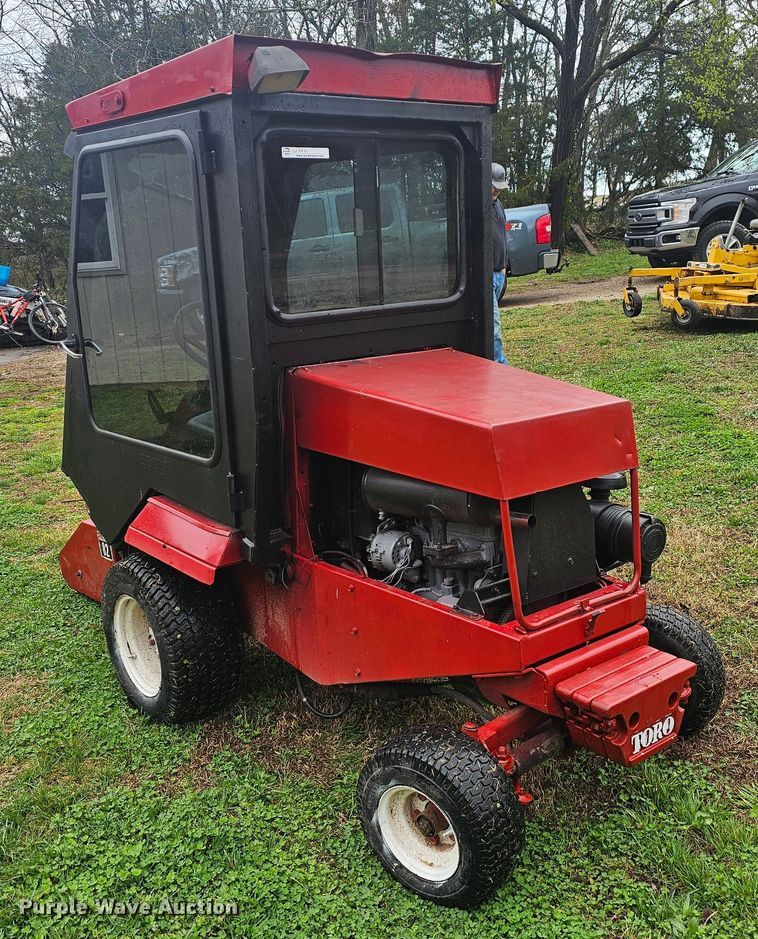 image for item LW9541 Toro 322D lawn mower