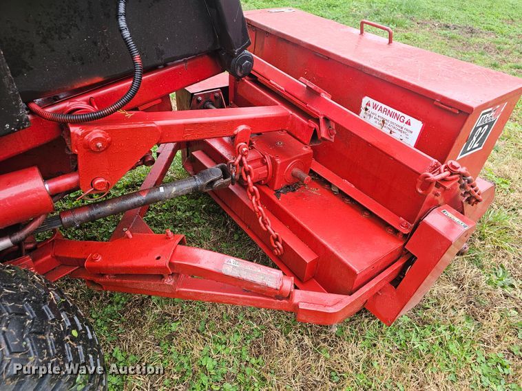 image for item LW9541 Toro 322D lawn mower