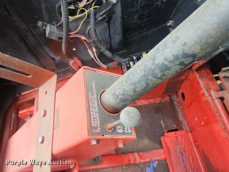 image for item LW9541 Toro 322D lawn mower