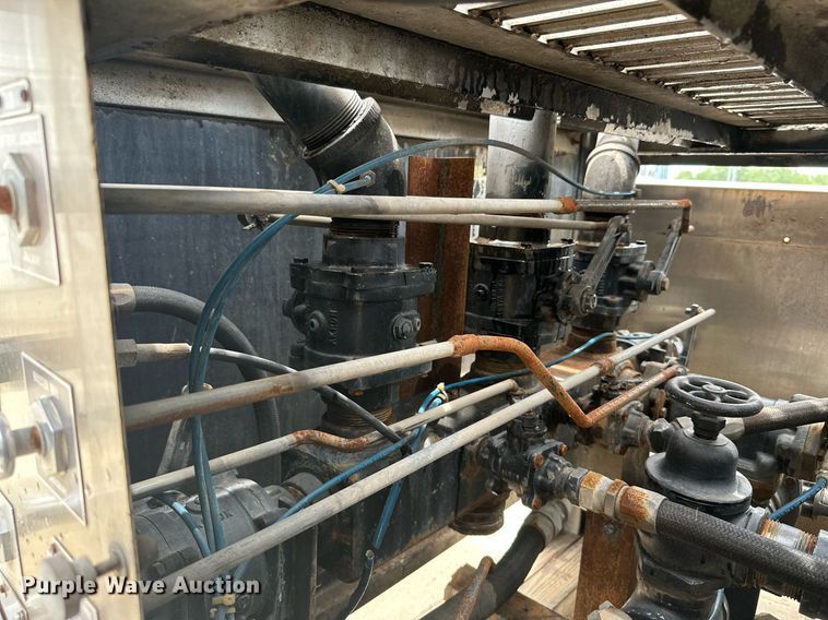 image for item MB9664 Saulsbury pumper fire truck bed