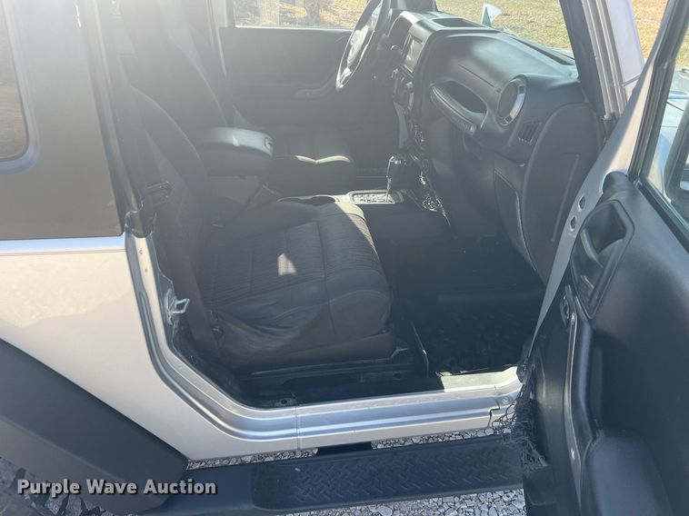 image for item ME9296 2012 Jeep Wrangler Sport SUV