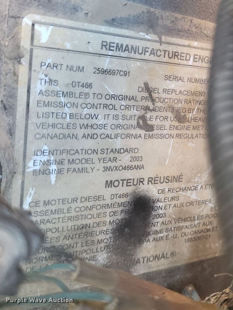 image for item MI9987 2003 International 3800 school bus