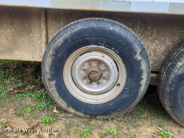 image for item MJ9003 1997 Gooseneck livestock trailer