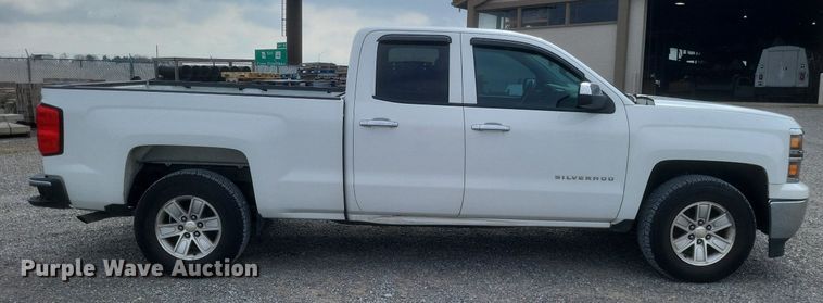 image for item MJ9005 2015 Chevrolet Silverado 1500 Double Cab pickup truck