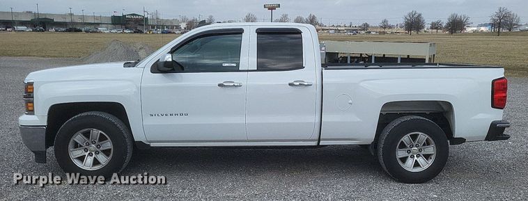 image for item MJ9005 2015 Chevrolet Silverado 1500 Double Cab pickup truck