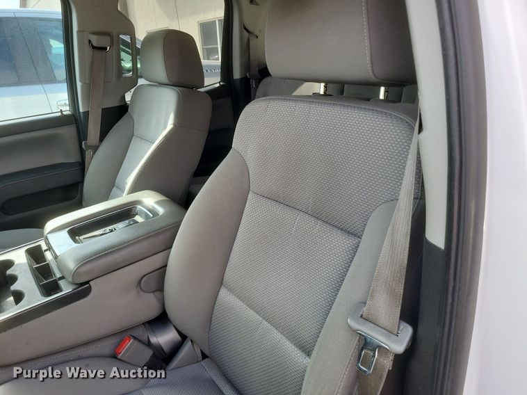 image for item MJ9005 2015 Chevrolet Silverado 1500 Double Cab pickup truck