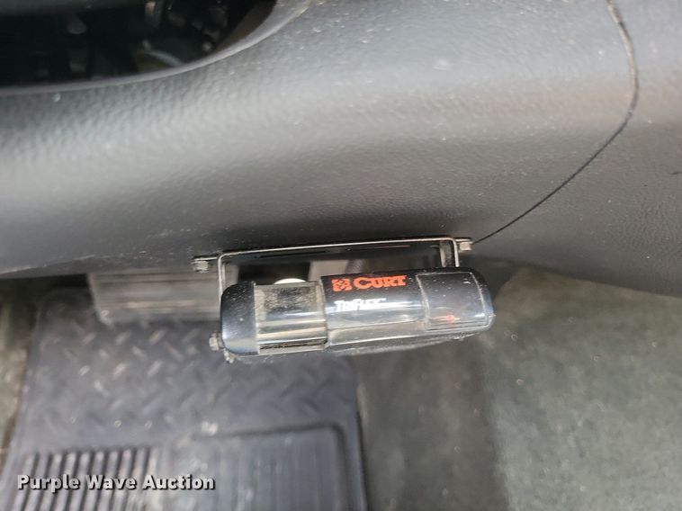 image for item MJ9005 2015 Chevrolet Silverado 1500 Double Cab pickup truck