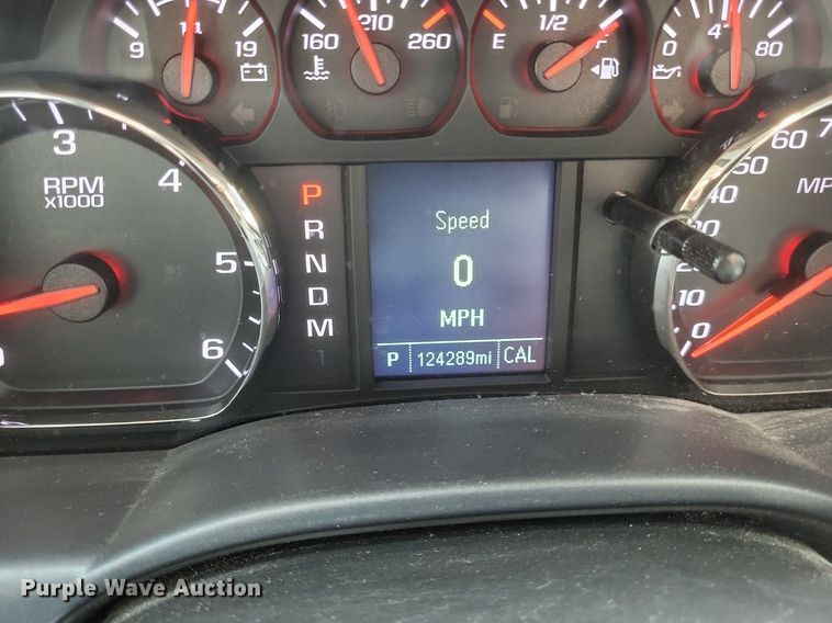 image for item MJ9005 2015 Chevrolet Silverado 1500 Double Cab pickup truck