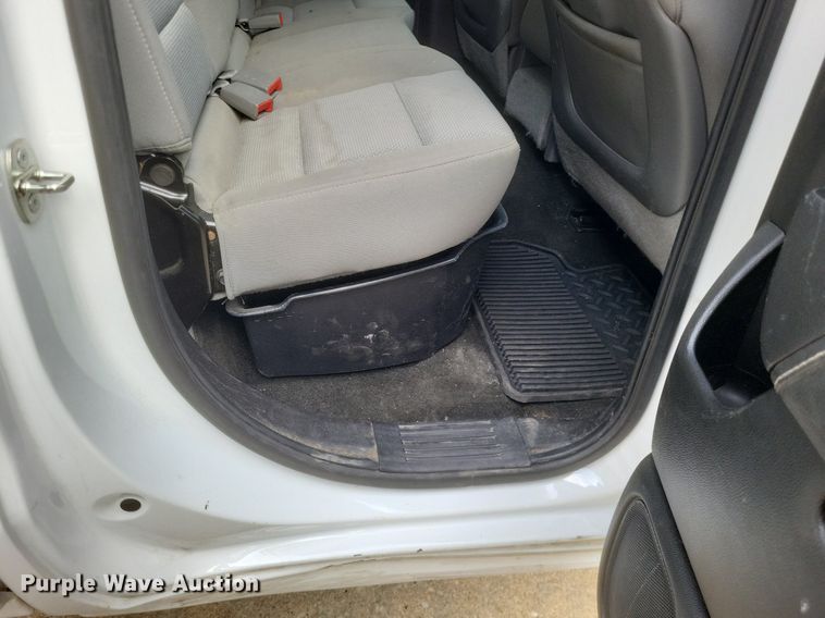 image for item MJ9005 2015 Chevrolet Silverado 1500 Double Cab pickup truck