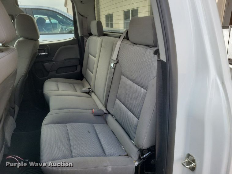 image for item MJ9005 2015 Chevrolet Silverado 1500 Double Cab pickup truck