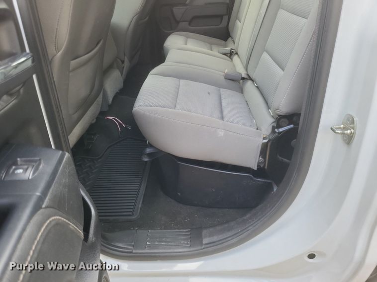 image for item MJ9005 2015 Chevrolet Silverado 1500 Double Cab pickup truck