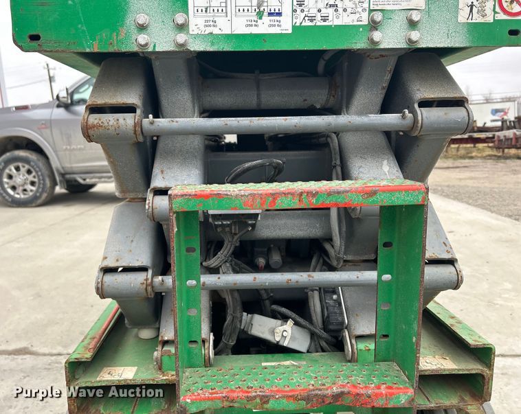 image for item MO9189 2015 Skyjack SJIII 3226 scissor lift