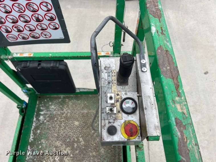 image for item MO9189 2015 Skyjack SJIII 3226 scissor lift