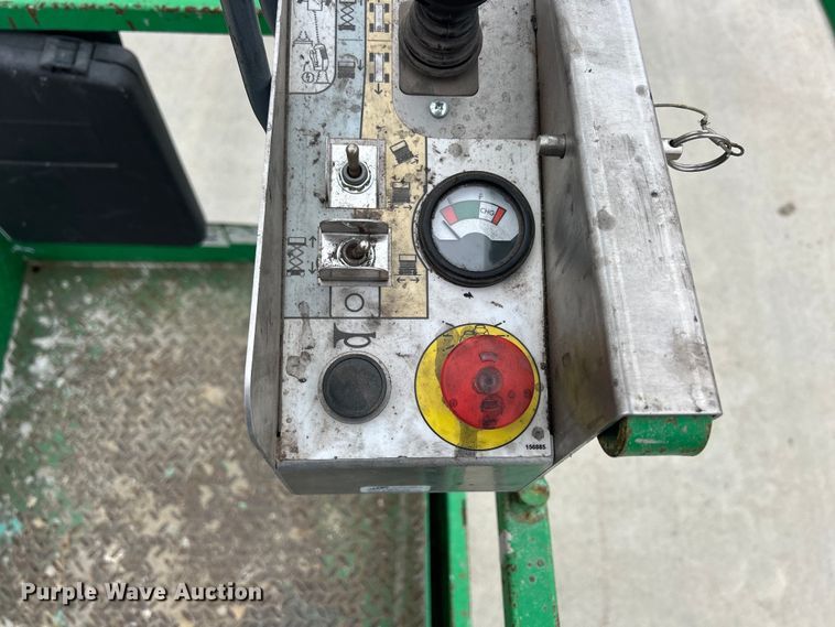 image for item MO9189 2015 Skyjack SJIII 3226 scissor lift