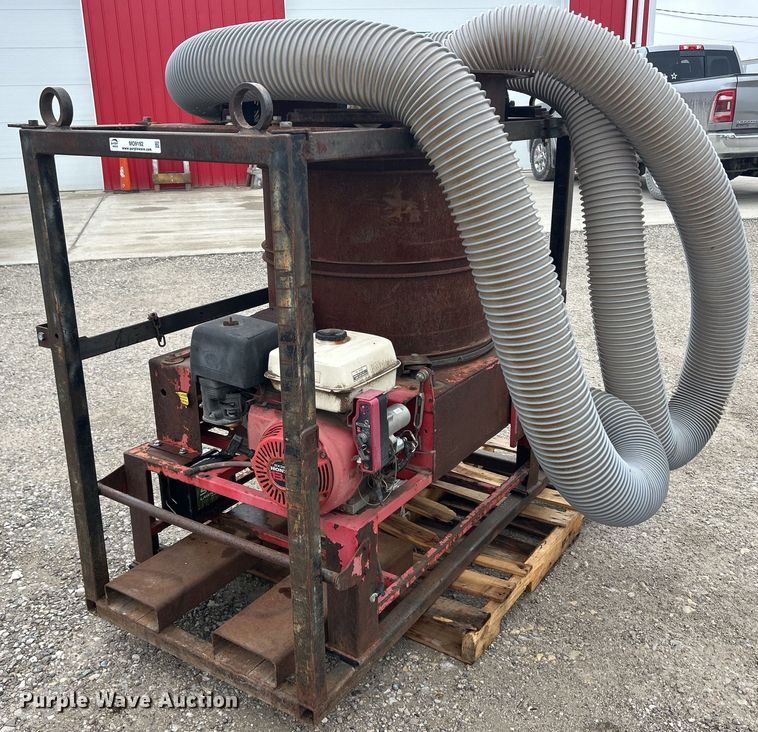 image for item MO9192 Small square bale processor 