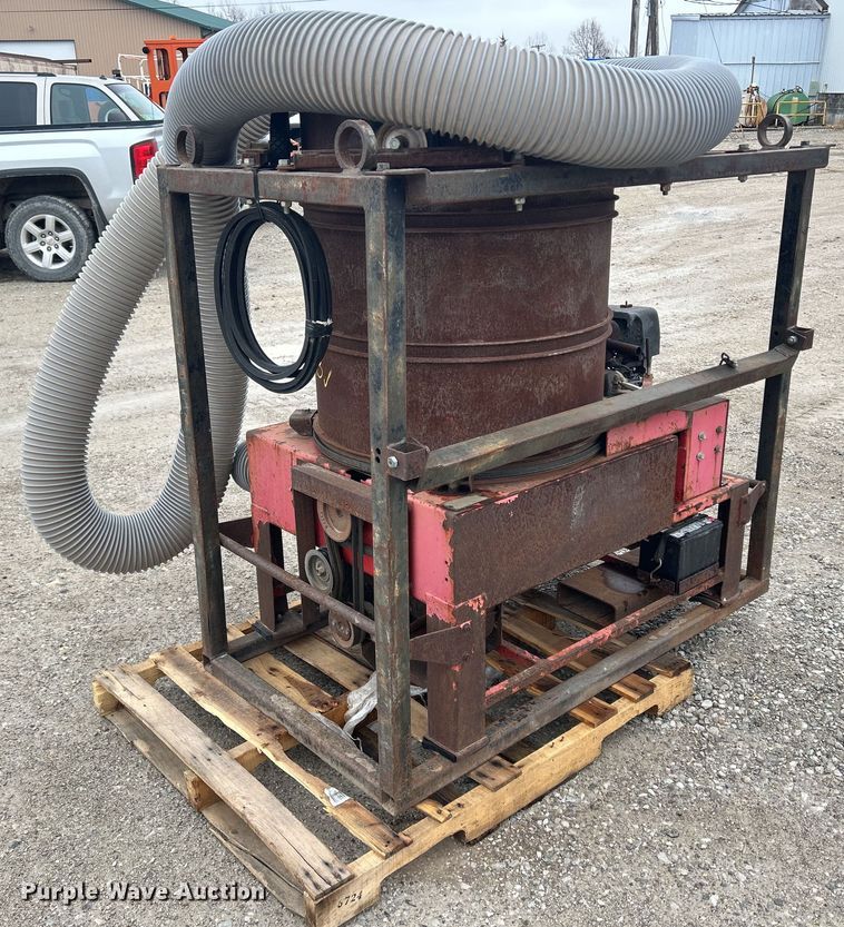 image for item MO9192 Small square bale processor 