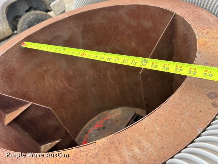 image for item MO9192 Small square bale processor 