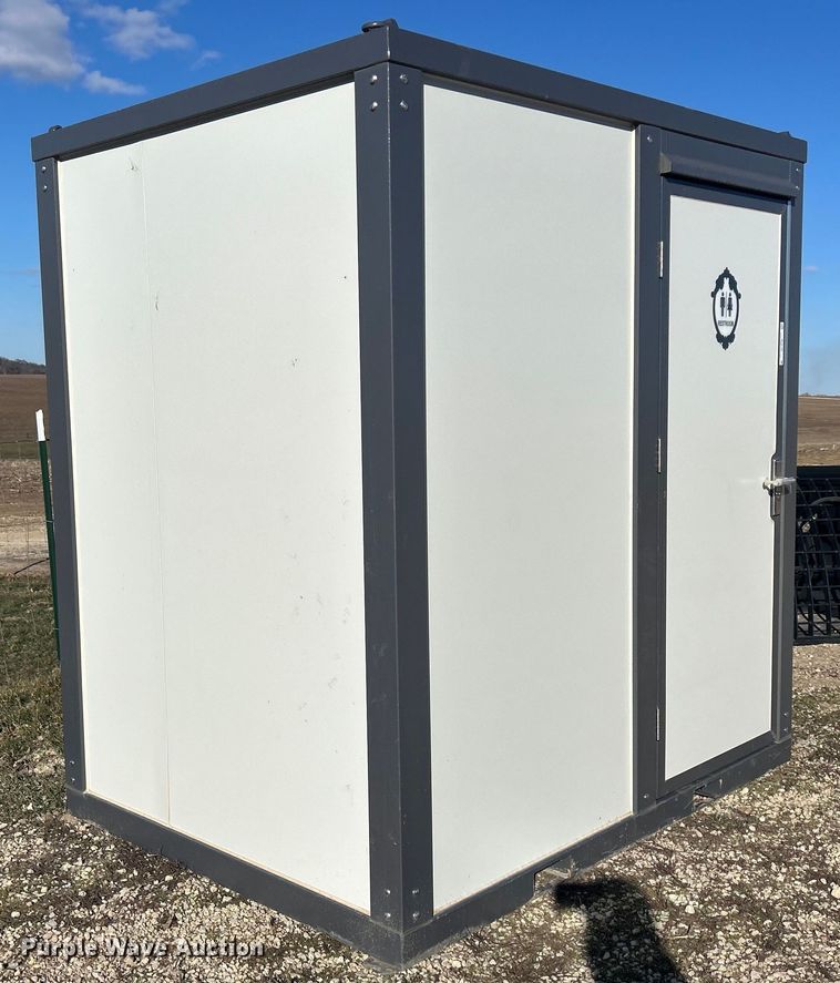 image for item MO9198 Bastone mobile restroom 
