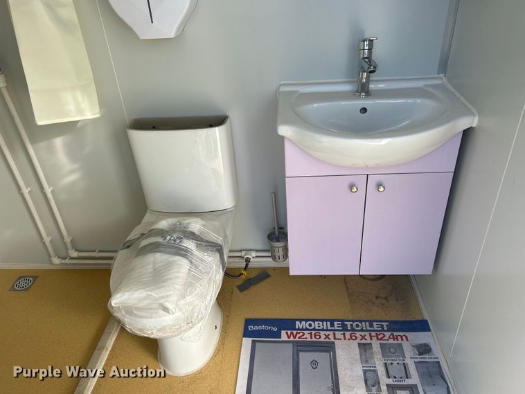 image for item MO9198 Bastone mobile restroom 